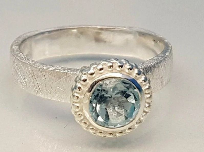 Ring blue topaz sterling silver