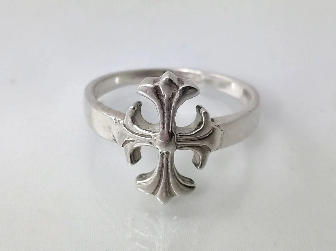 Ring cross silver