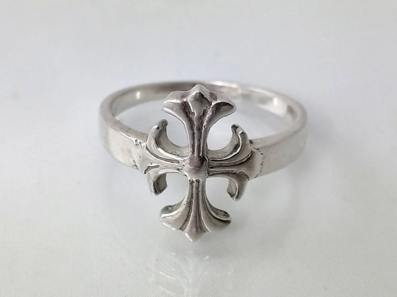 Ring cross silver