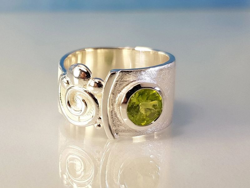 Ring peridot 925 silver