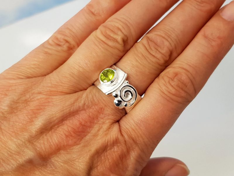 Ring peridot 925 silver