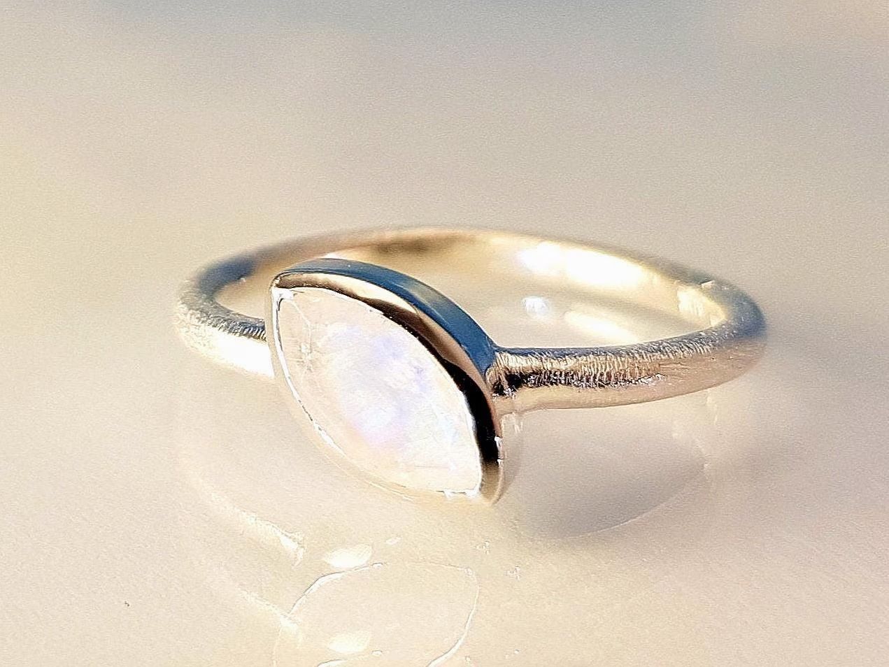 Ring moonstone 925 silver
