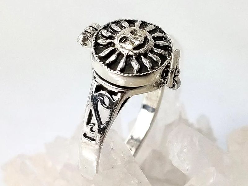 Ring Poison Ring Silver