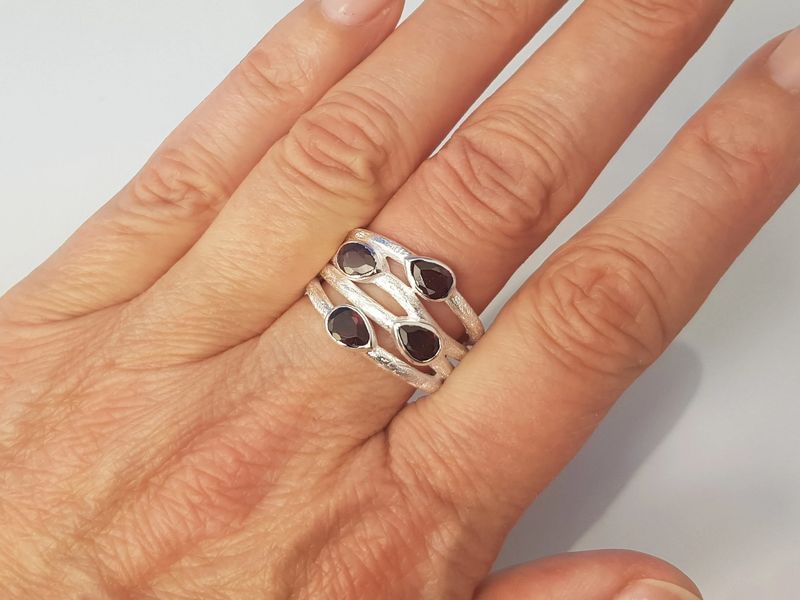 Ring garnet 925 silver