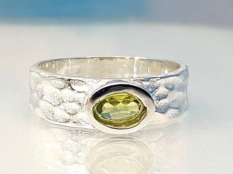 Ring peridot 925 silver