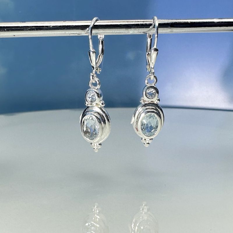 Earrings topaz blue 925 silver