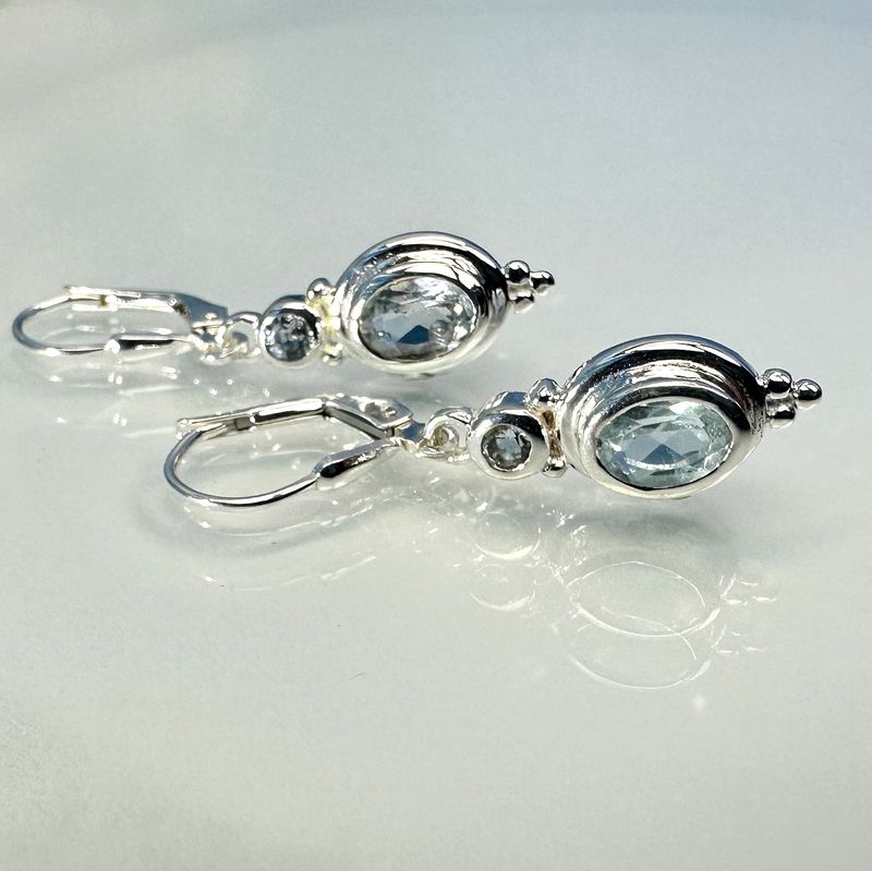 Earrings topaz blue 925 silver