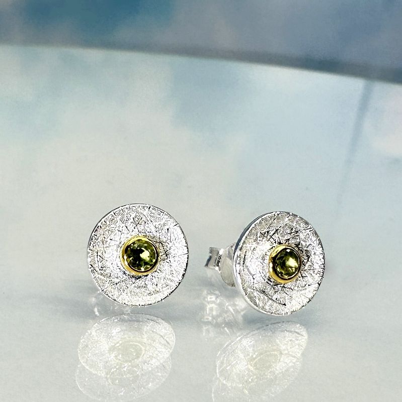 peridot earrings/stud earrings in bicolor 925 silver 18 ct gold platet