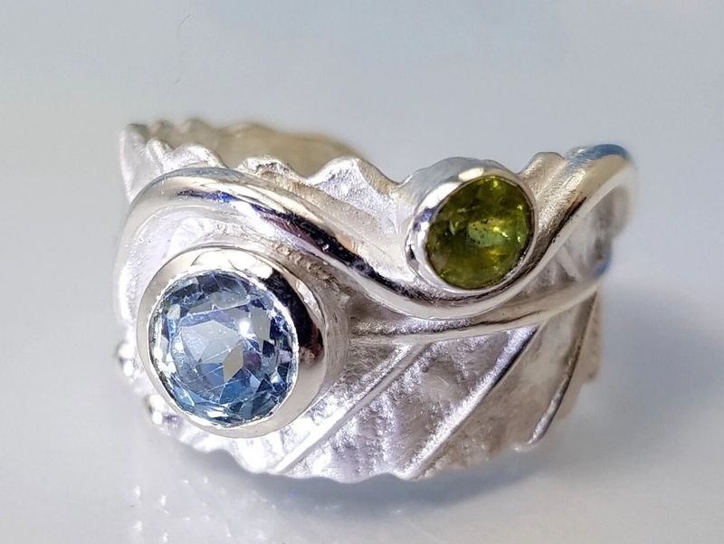 Ring blue topaz peridot 925 silver
