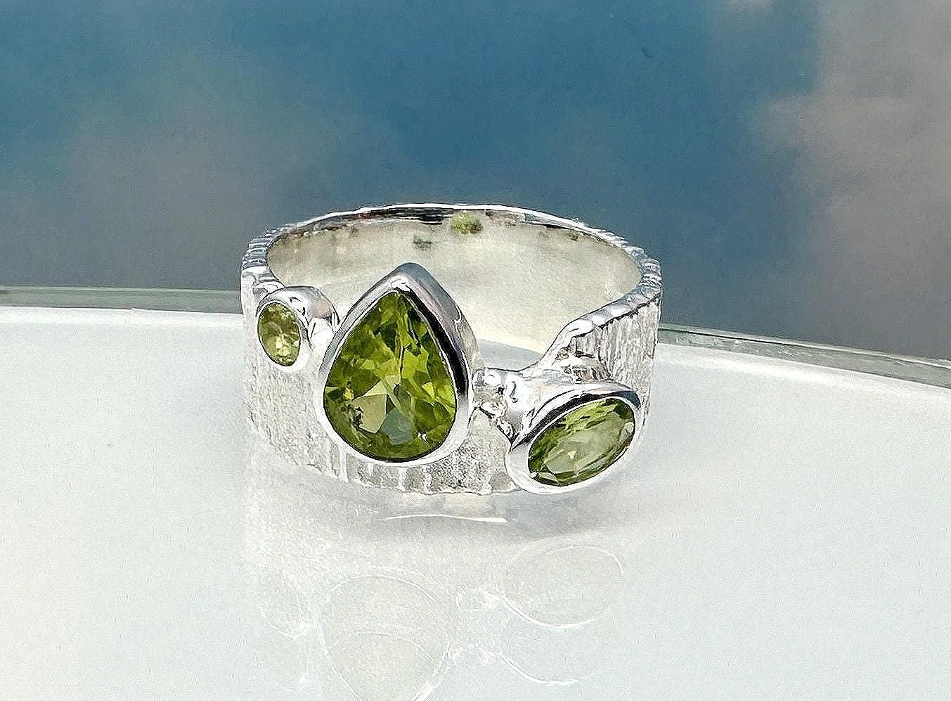 Ring peridot 925 silver