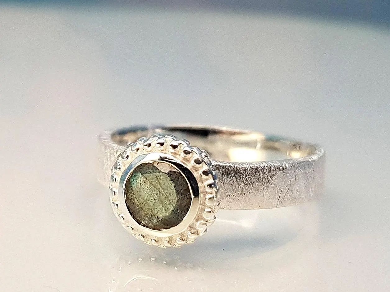 Labradorite ring 925 silver