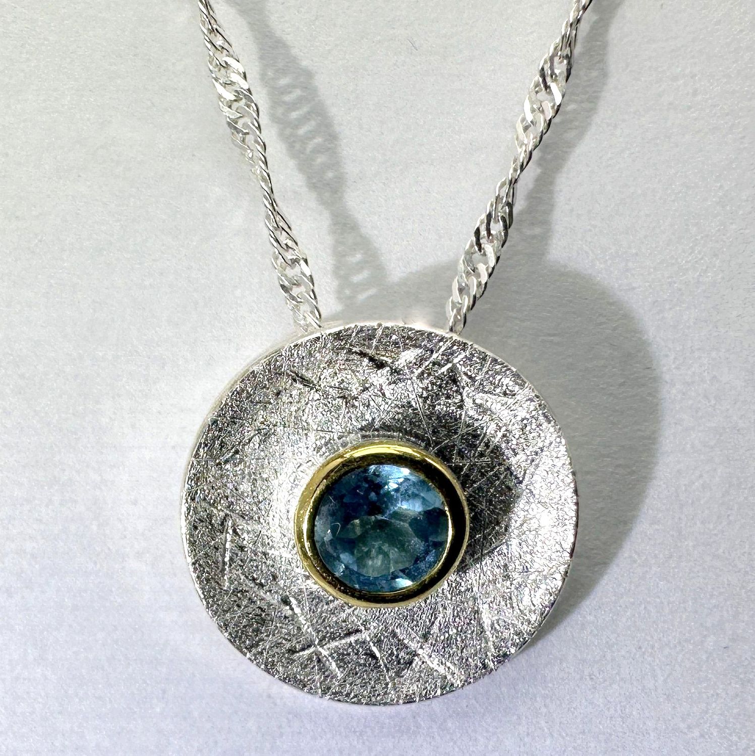 pendant topaz with necklace 18ct. gold 925silver