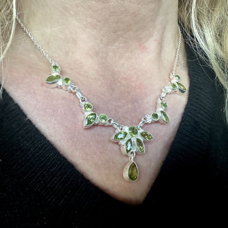 necklace peridot 925 silver