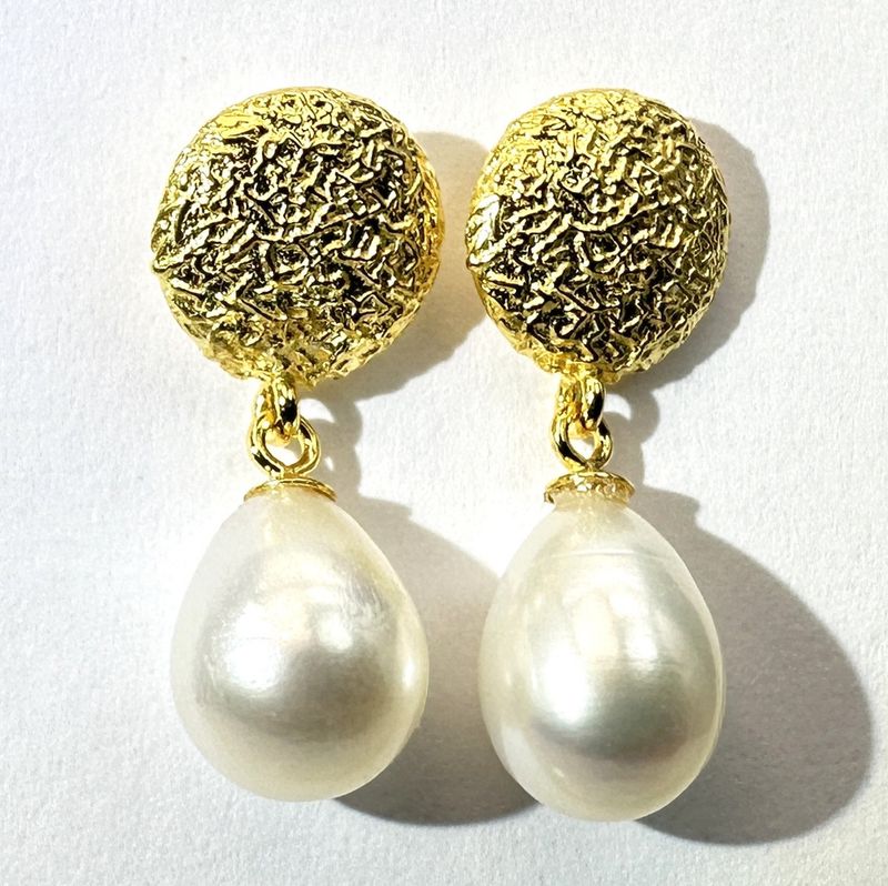 Earrings guenuine pearl  silver 18 ct. gold platet