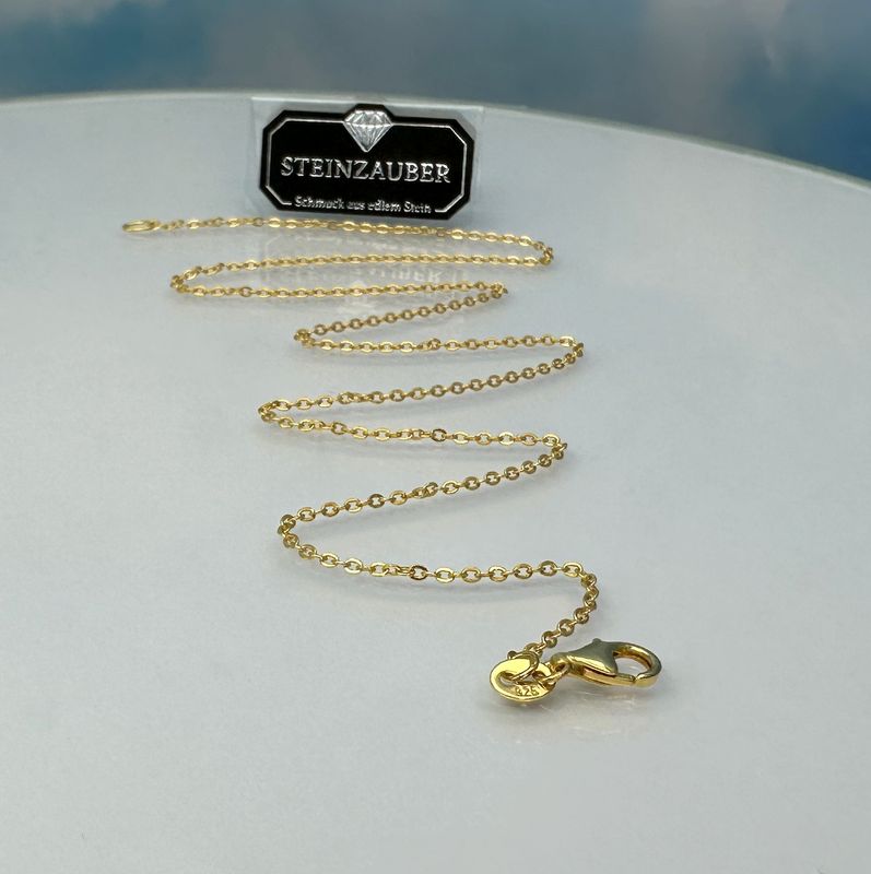 Necklace gold