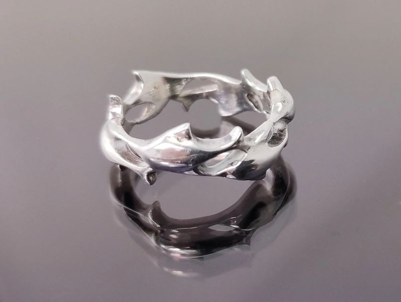 Ring dolphin silver
