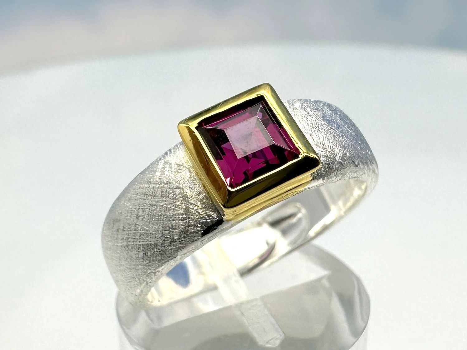 Rhodolite ring bicolour 925 silver