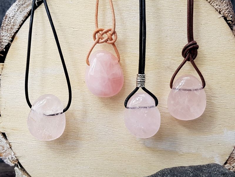 Rose quartz tumbled stone