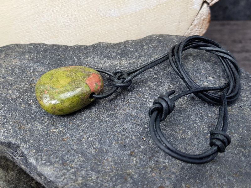 Unakite tumbled stone
