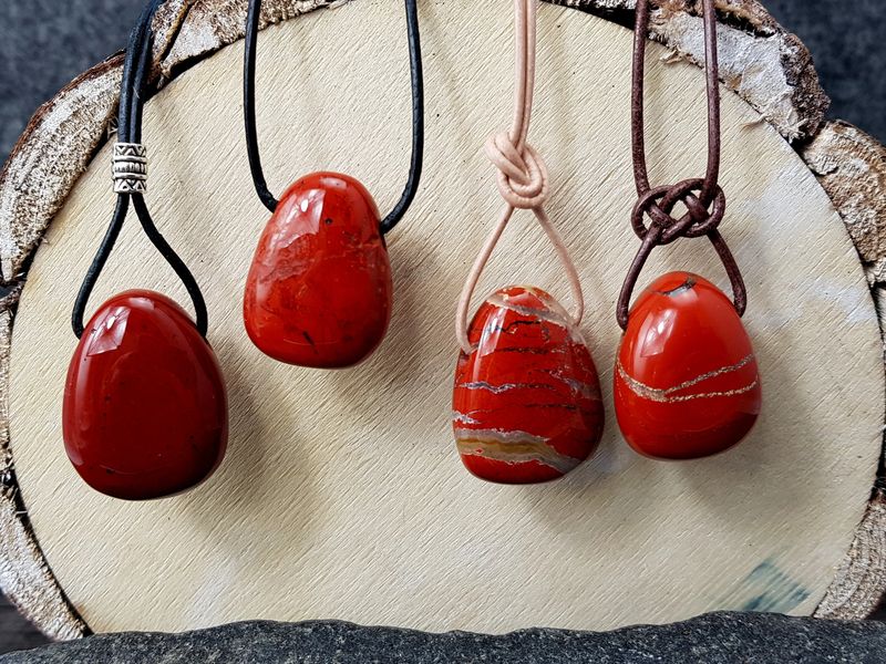 Red jasper tumbled stone