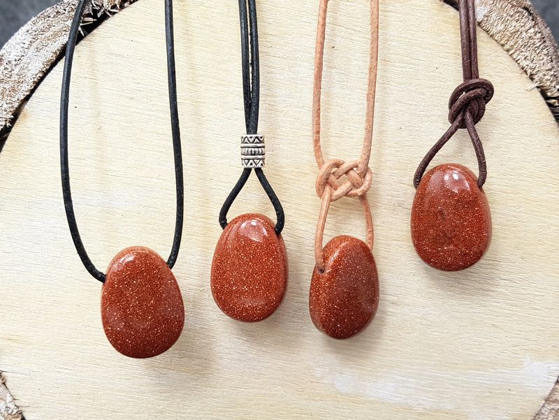 Gold river tumbled stone
