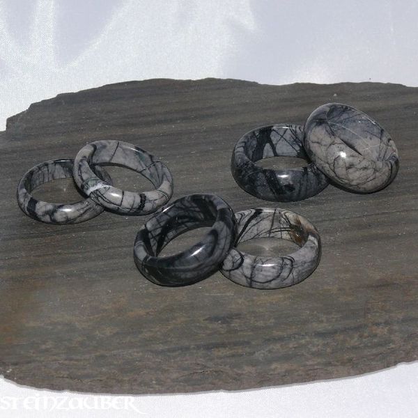 Picasso jasper ring