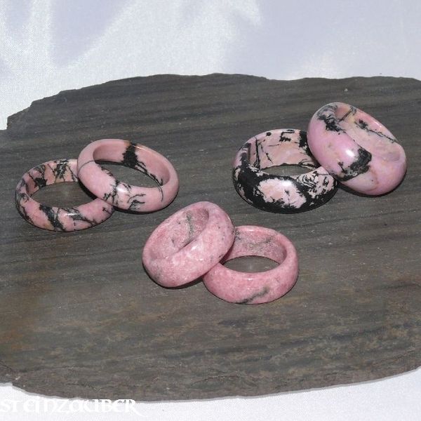Rhodonite ring