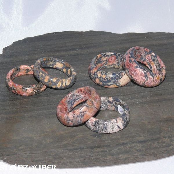 Leopard jasper ring