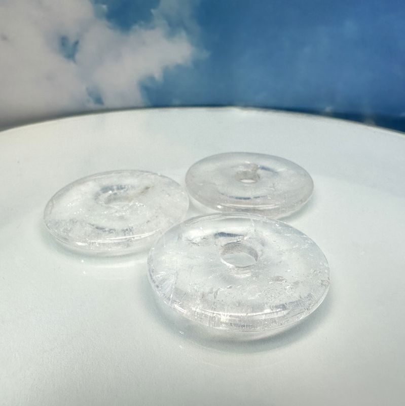 Rock crystal donut