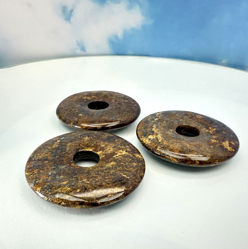 Bronzite donut