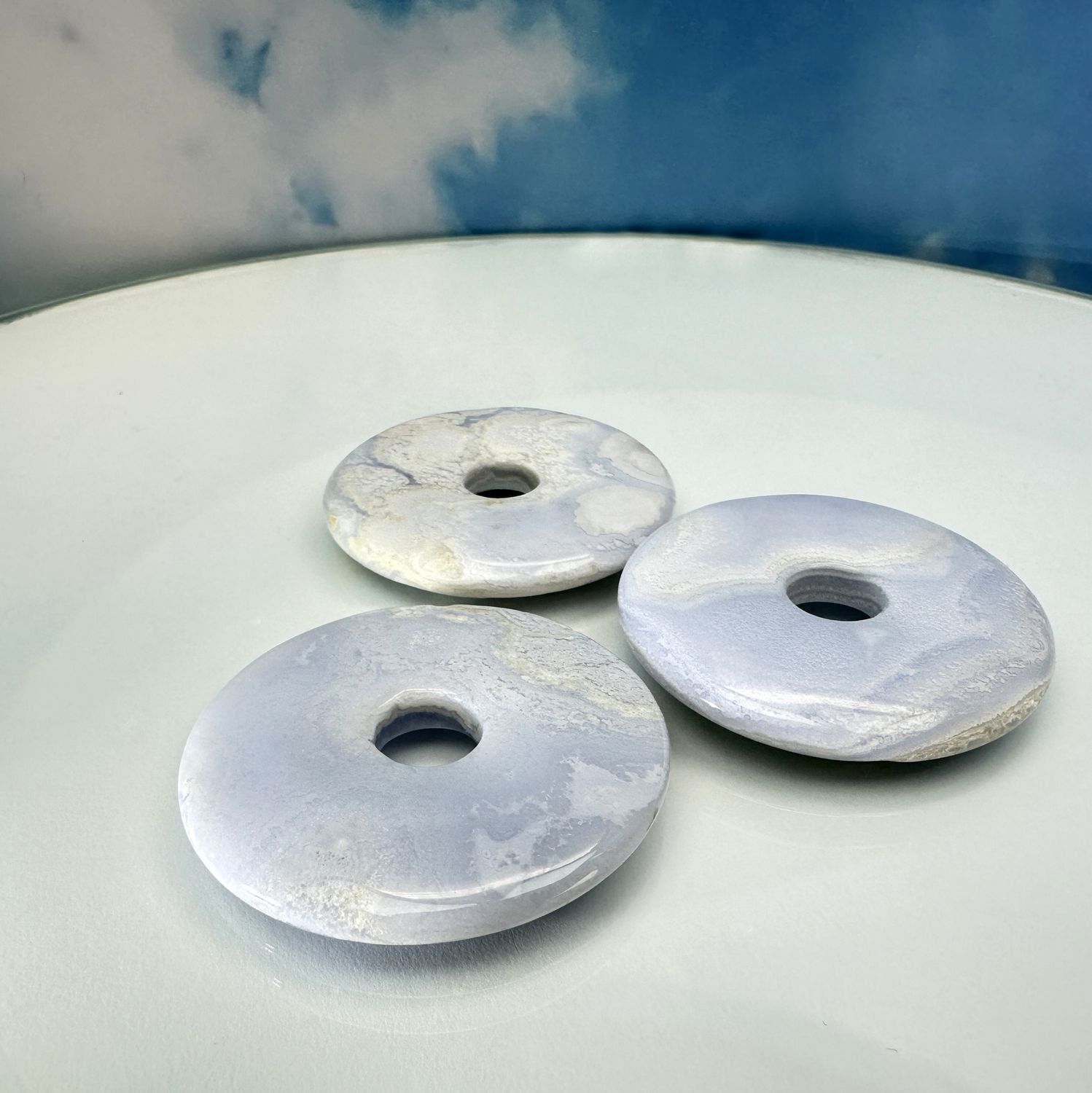 Chalcedony donut