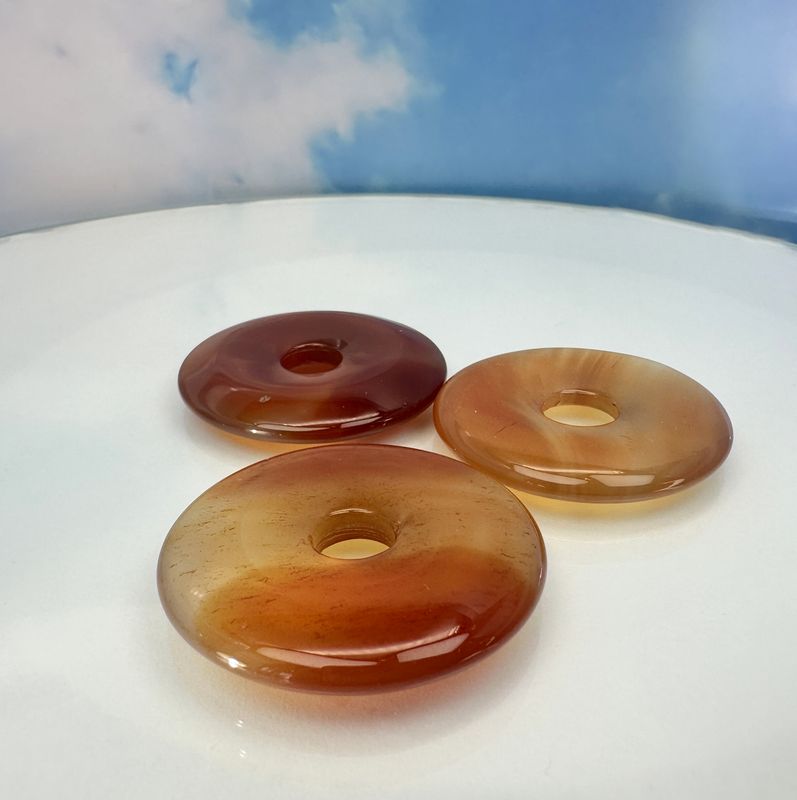 Carnelian donut