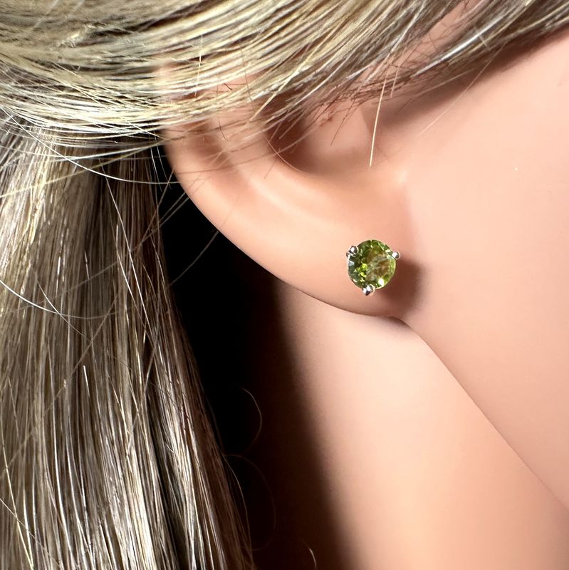Earrings / Stud Earrings Peridot 925 Silver