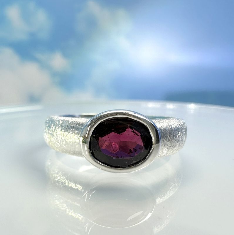 Ring Garnet 925 Silver