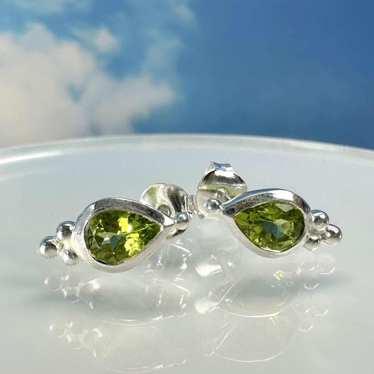 Earrings / Stud Earrings Peridot 925 Silver