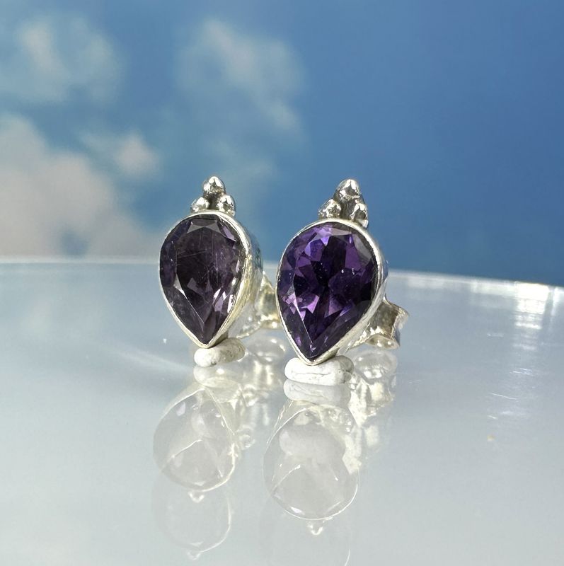 Earrings / Stud Earrings Amethyst 925 Silver