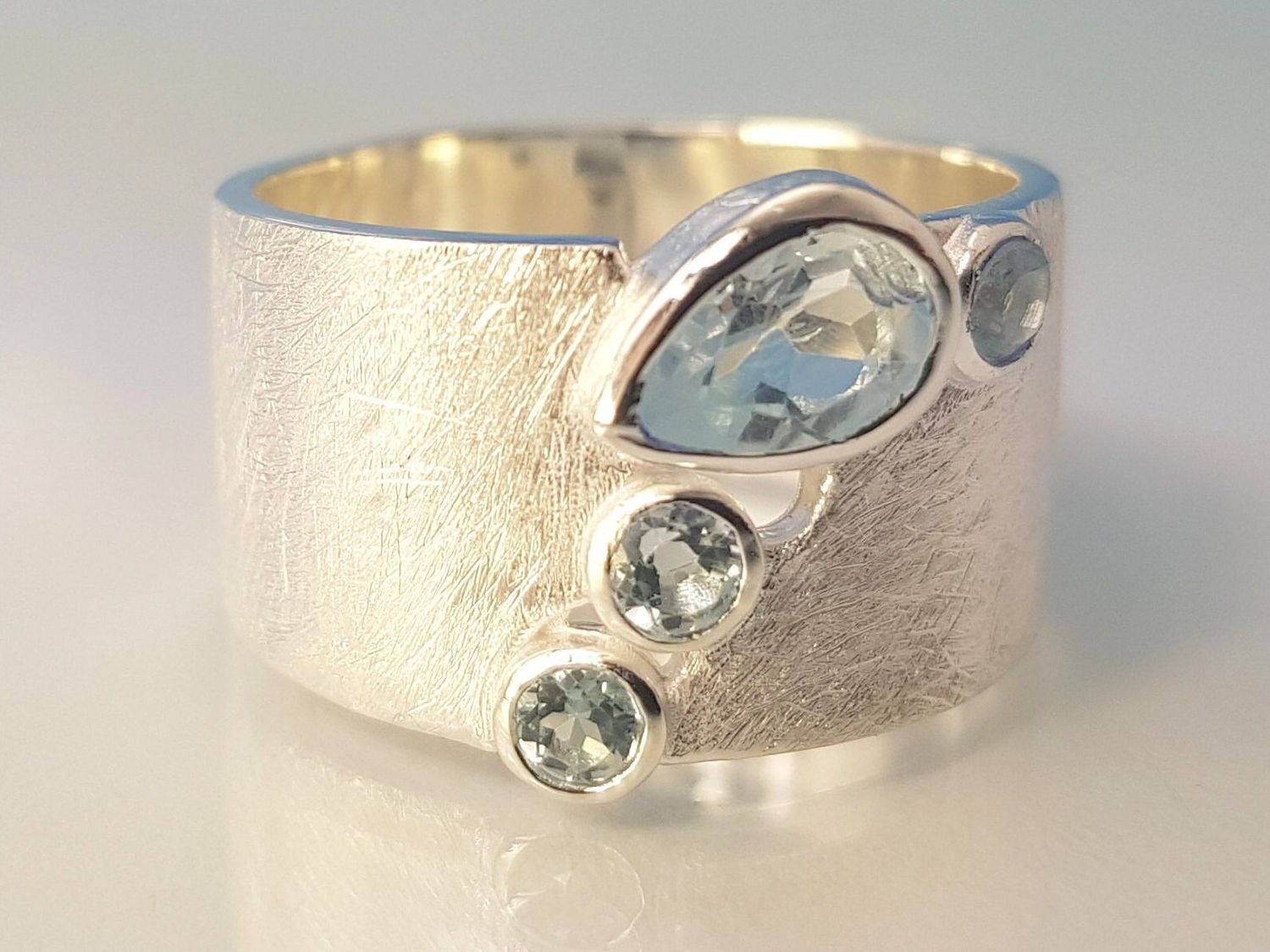 Blue topaz ring 925 silver