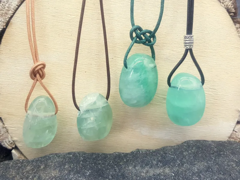 Fluorite green tumbled stone