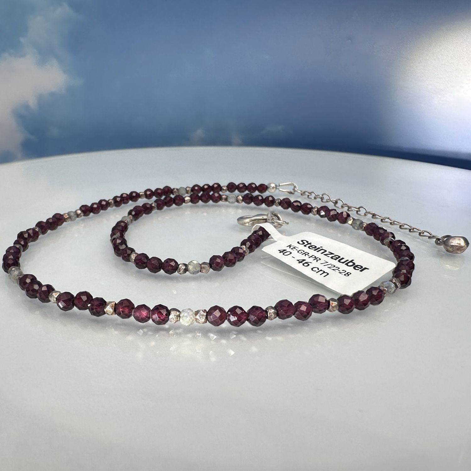 Elegant necklace made of genuine garnet and labradorite combined with 925 sterling silver