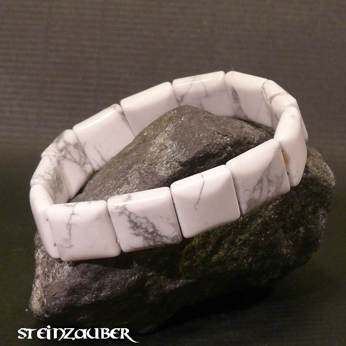 Magnesite bracelet