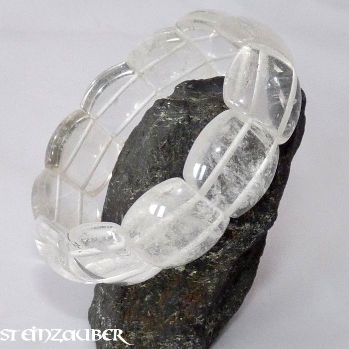 Bracelet made of rock crystal