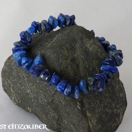 Lapis lazuli A quality chip bracelet