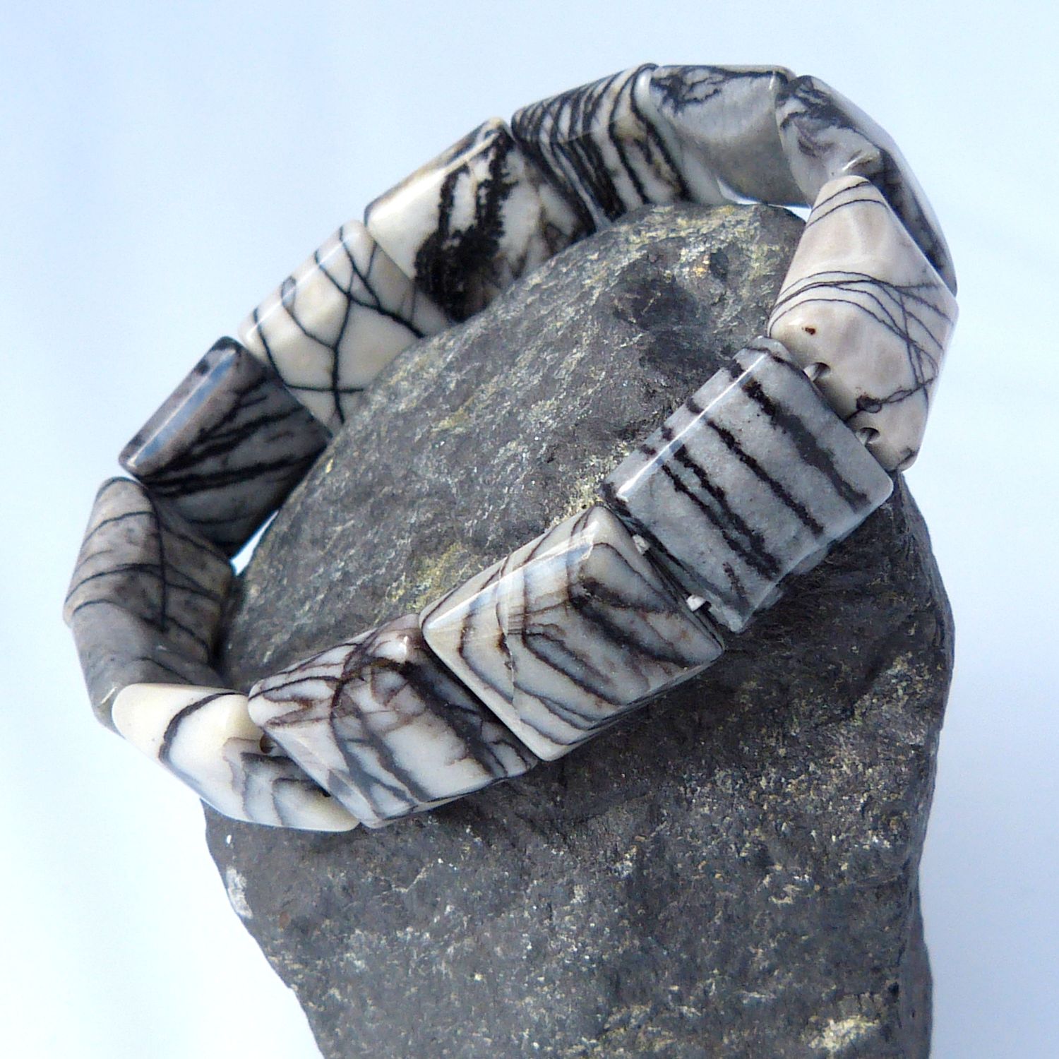 Bracelet made of picasso jasper