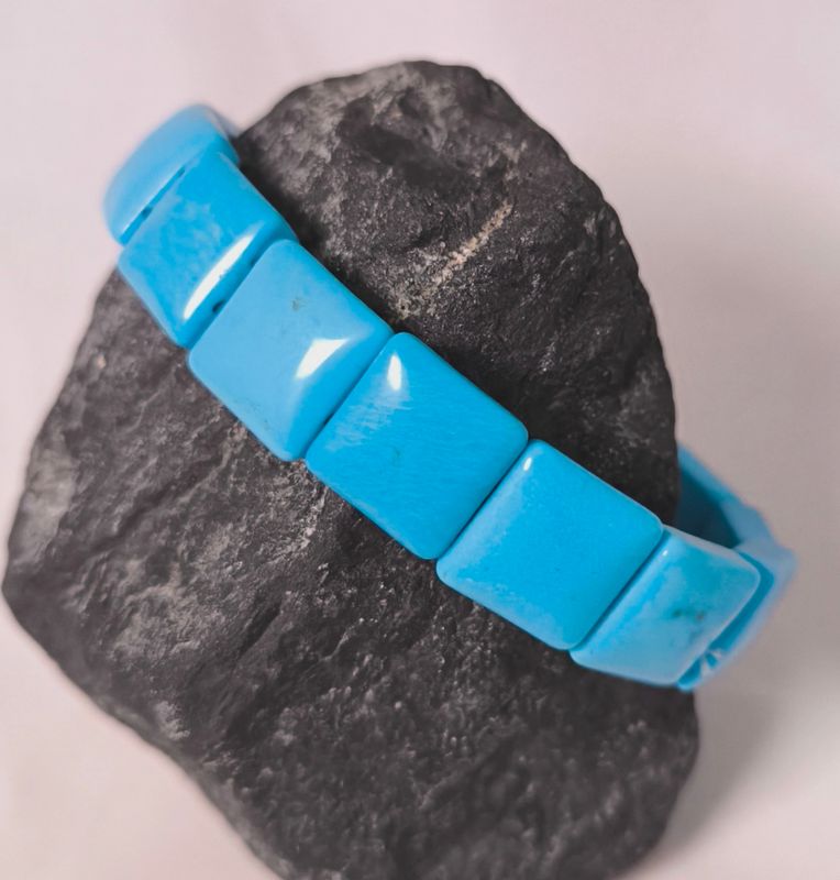 Bracelet made of türkenit