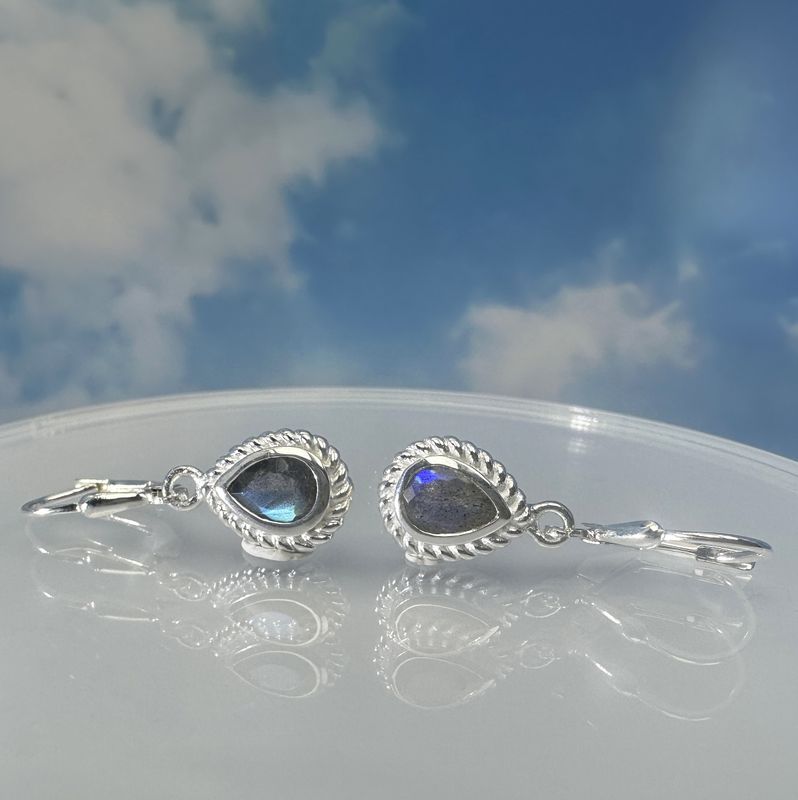 Beautiful natural, real labradorite earrings with faceted stones in 925 sterling silver. 