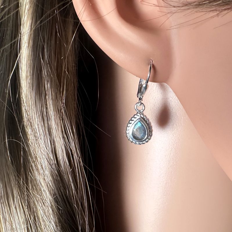 Beautiful natural, real labradorite earrings with faceted stones in 925 sterling silver. 