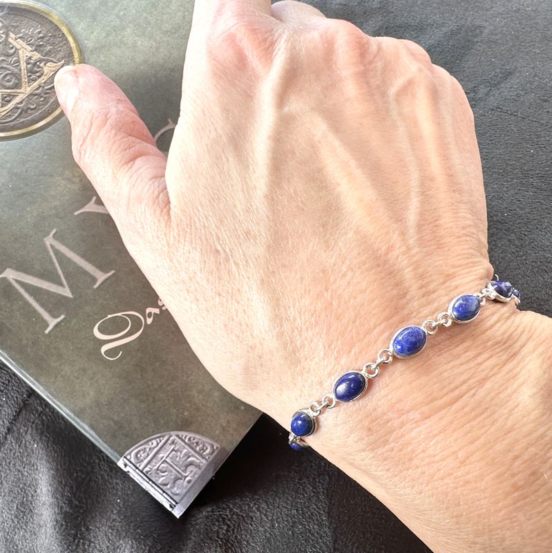 Charming, delicate bracelet made from genuine lapis lazuli 925 Sterling silver