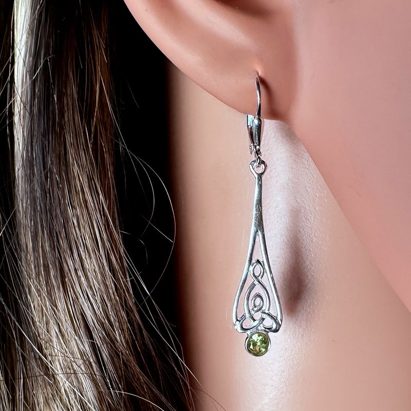 Earrings real peridot 925 sterling silver kletic plattern.