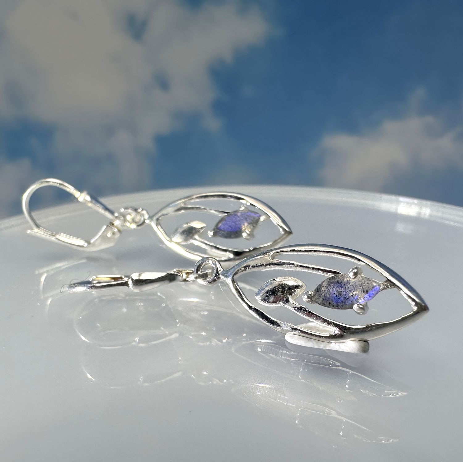Beautiful earrings with natural, real faceted labradorite in 925 sterling silver. 