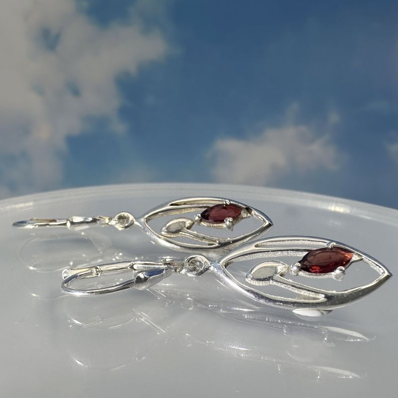 Earrings from real, natural garnet in 925 sterling silver